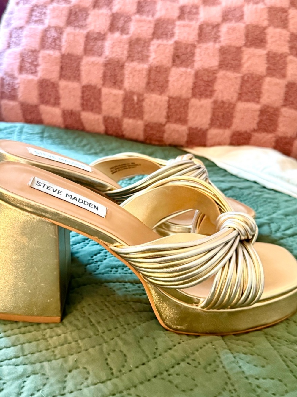 Steve Madden Platform Heel- Sailor